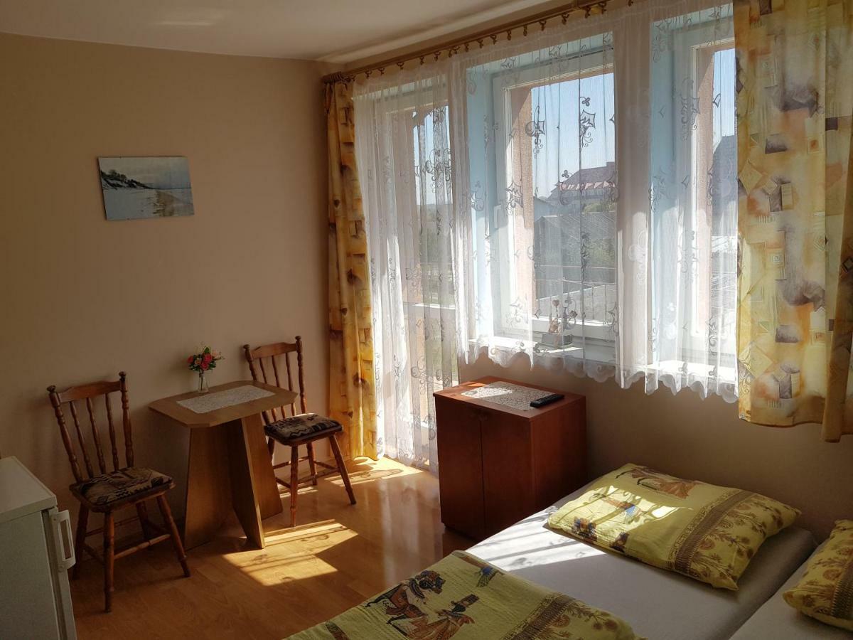 Pokoje Goscinne U Laury Rewal Værelse billede